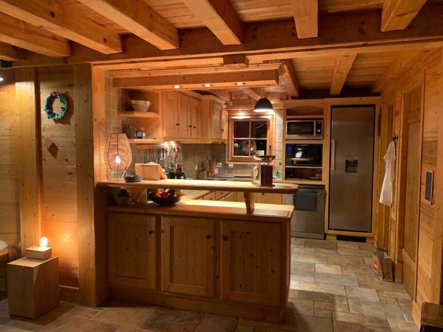 Superbe Chalet Ле-Контамин-Монжуа Экстерьер фото