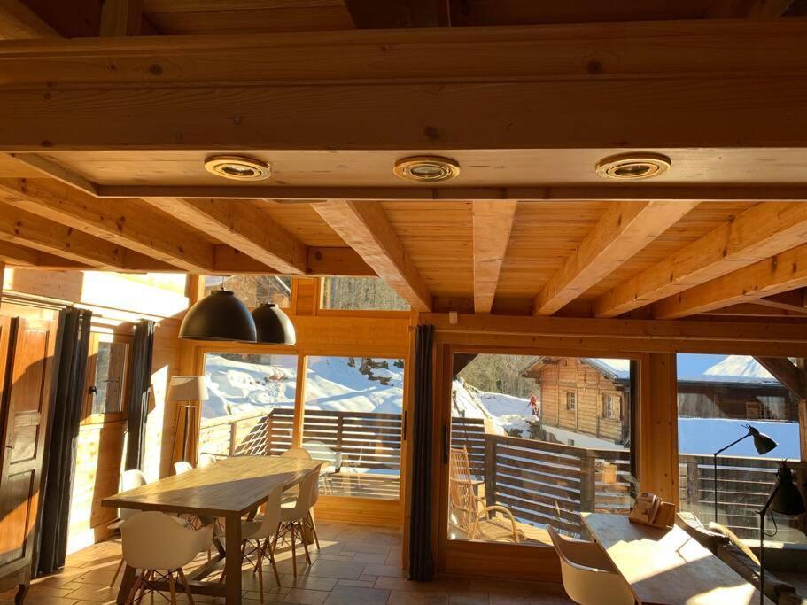 Superbe Chalet Ле-Контамин-Монжуа Экстерьер фото